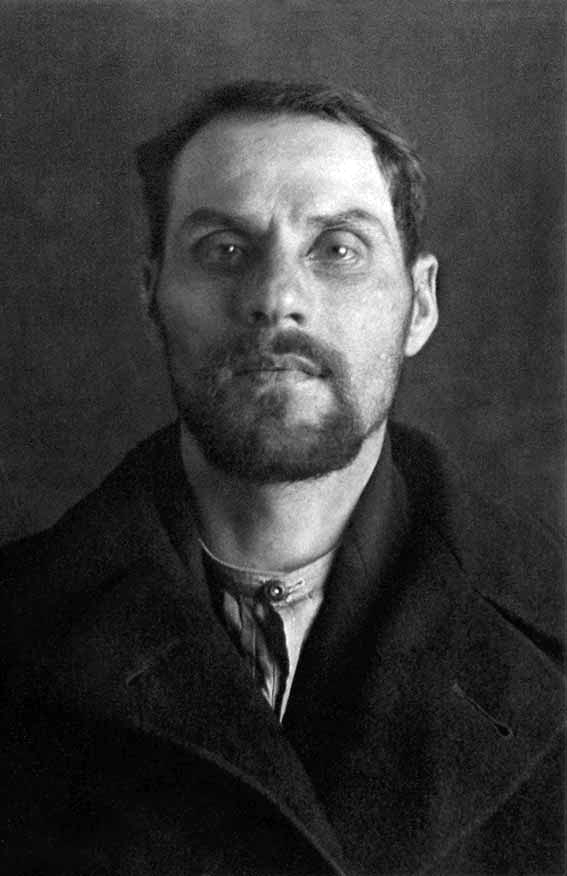 Сегодня святая Церковь вспоминает подвиги священномученика Иоанна Рыбина пресвитера (+1937). Священномученик Иоанн Ефимович Рыбин родился в 1877 в селе Журавлино в Са-марской губернии в крестьянской семье.  Перед тем, как Иоанна Ефимовича в 1924 году ...