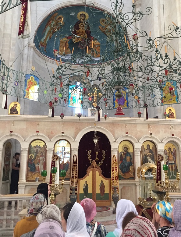 Когда Престольный праздник в вашем приходском храме? Сколько престолов в вашем храме?  Верующие знают, какому событию или какому святому угоднику посвящён престол в храме, прихожанами которого они являются. Престольный праздник для прихожан – день ...