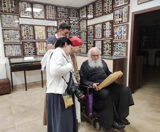 ПУТЬ НА СОЛОВКИ. Продолжение.Первую ночь нашего паломничества на Соловки мы провели в Свято-Алексеевской пустыни. Это место когда-то называлась «монастырской пустынькой» и принадлежала Фёдоровскому женскому монастырю города Переславля-Залесского.В 1923...