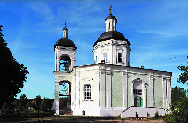 Чуть в стороне от Царского пути