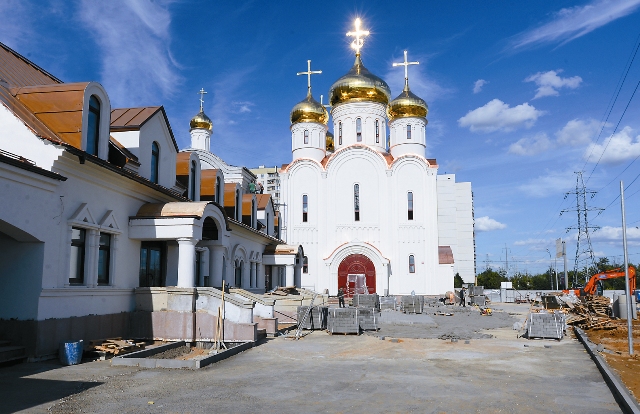 Храм в честь Всемилостивого Спаса в Митине