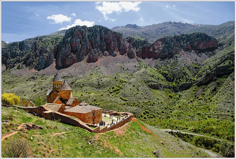 Монастыри горной страны