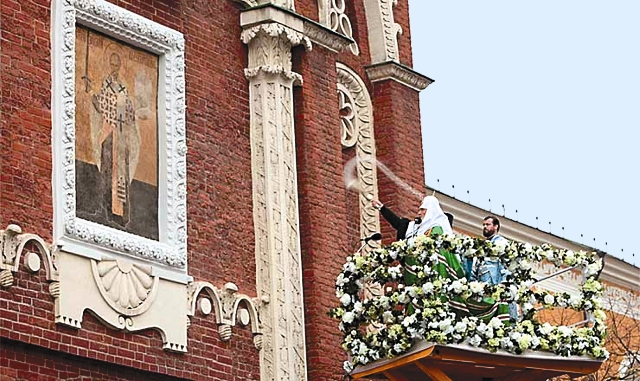 Духовный Меч против кумача